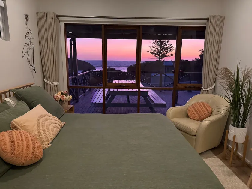 Moore to Sea~Spectacular views in stylish comfort - Image 1