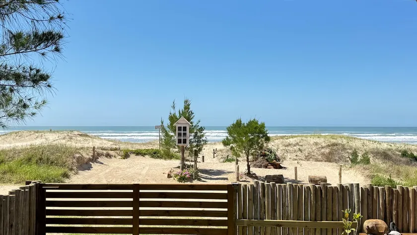 Coastal Retreat with Ocean View - Image 1