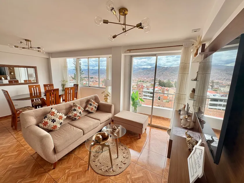 401-Charming apartment with balcony/stunning views - Image 1