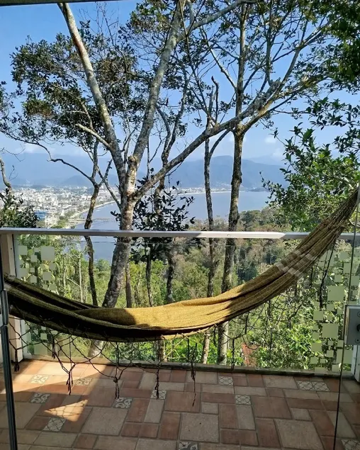 Chalet with beautiful sea view and Itaguá. - Image 1