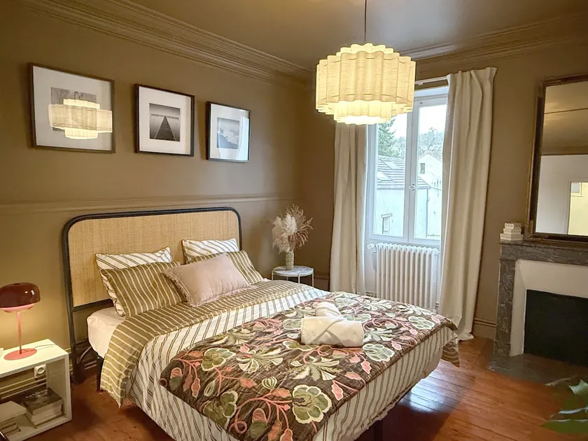 Charming House: Families, Versailles, Giverny - Image 1