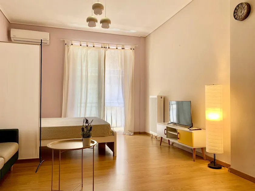 near Acropolis•two double beds•two-four guests - Image 1