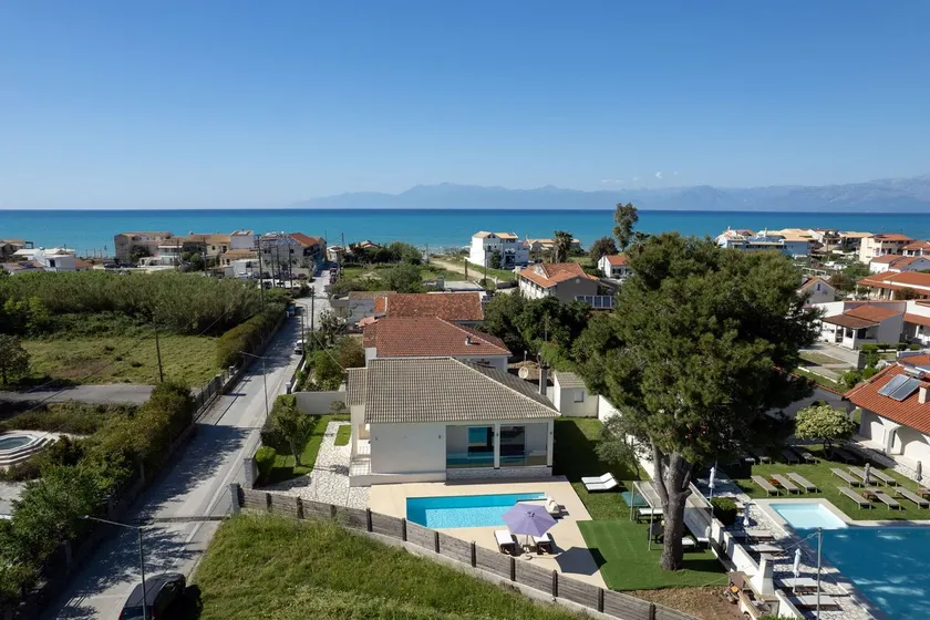 Beach Villa Christina by PosarelliVillas - Image 1