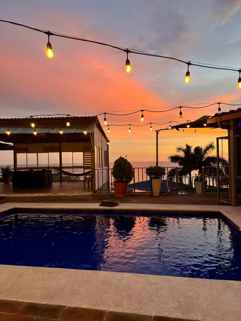 Welcoming Beach House in Atami, near El Tunco Surf - Image 1