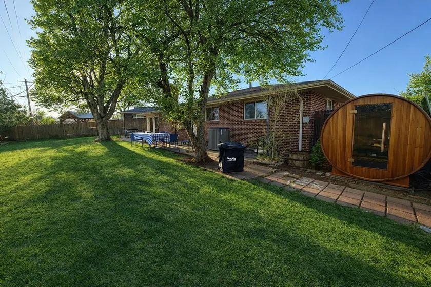 Sauna + Cold Plunge Retreat Near Denver 5 Bedroom - Image 1