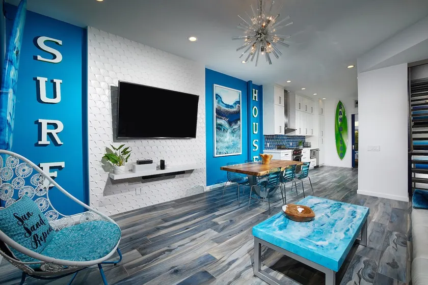 Modern Surf Themed Home - Heart of Gaslamp - Image 1
