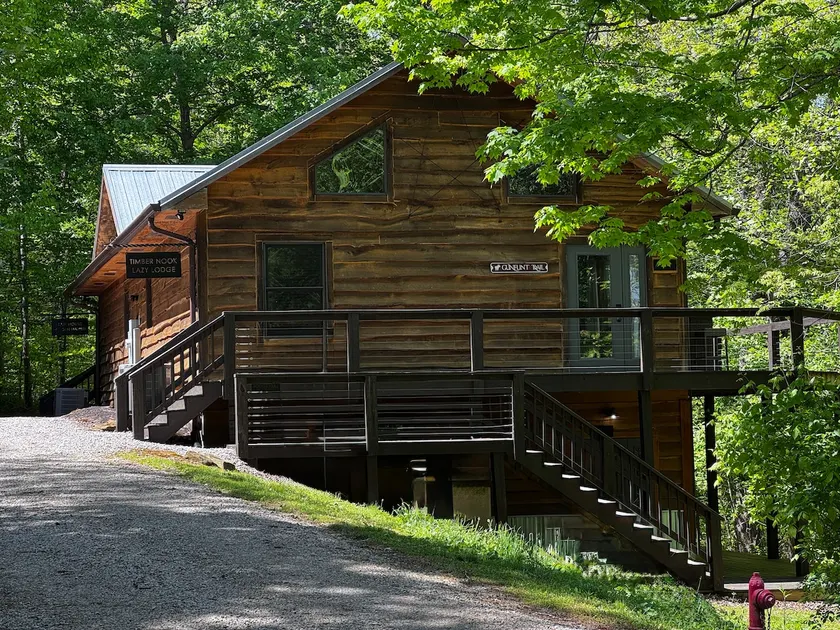 Beautiful, secluded cabin on 6 acres w/sauna - Image 1