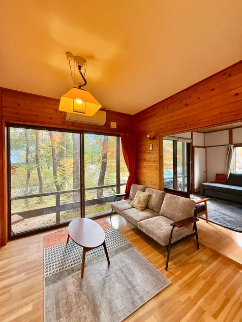 Riverside Cottage: Your Home Away From Home - Image 1