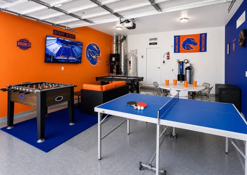 Happy Hour House • Game Room • Near BSU & Boise - Image 1