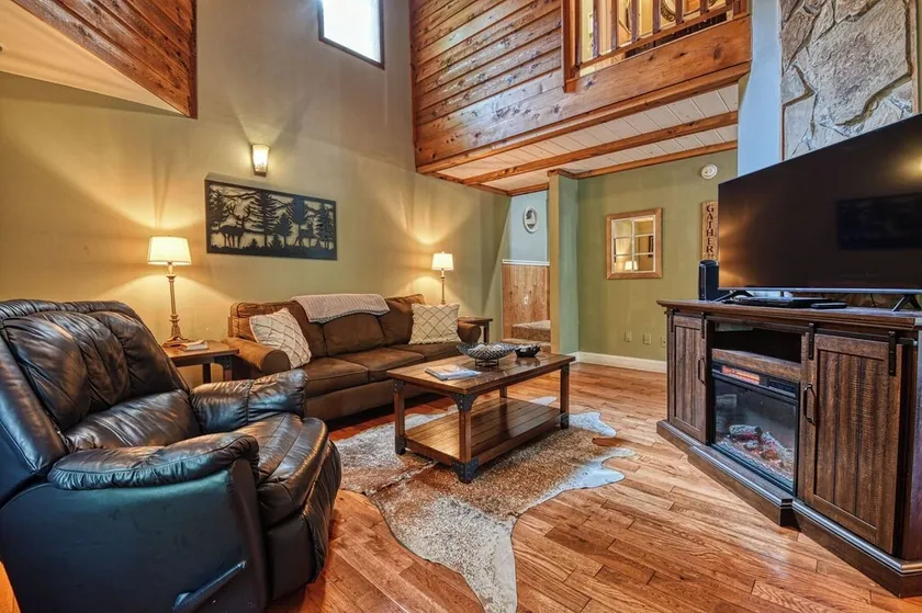 Dog Friendly! Less than a 1 mile from Dollywood - Image 1