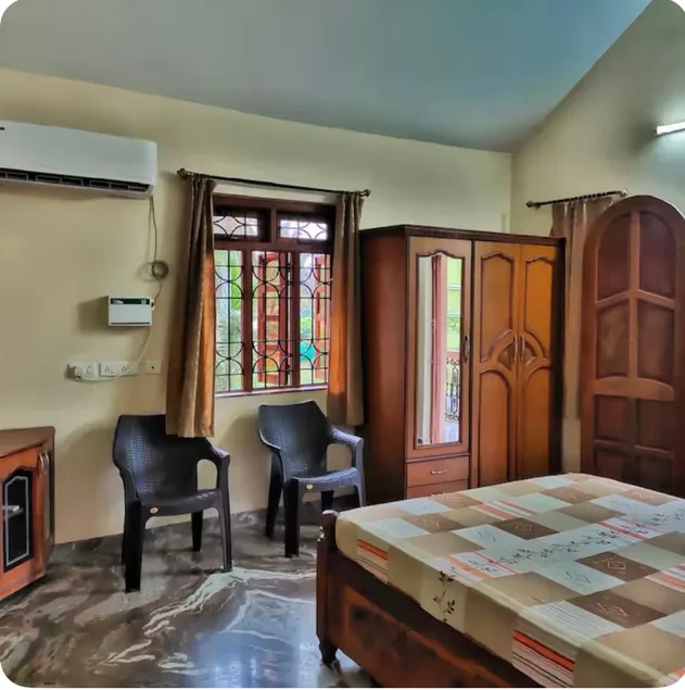 Martin’s Vacation Home|Cozy 2BHK Beach(5 min Walk) - Image 1