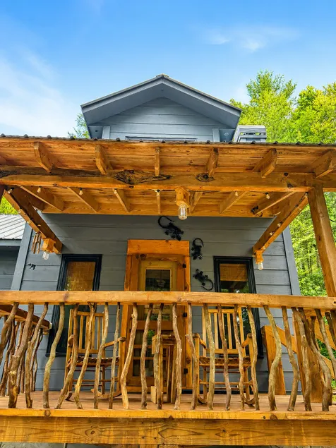 Easy Access Cabin deep in the trails but very close to the city! - Image 1