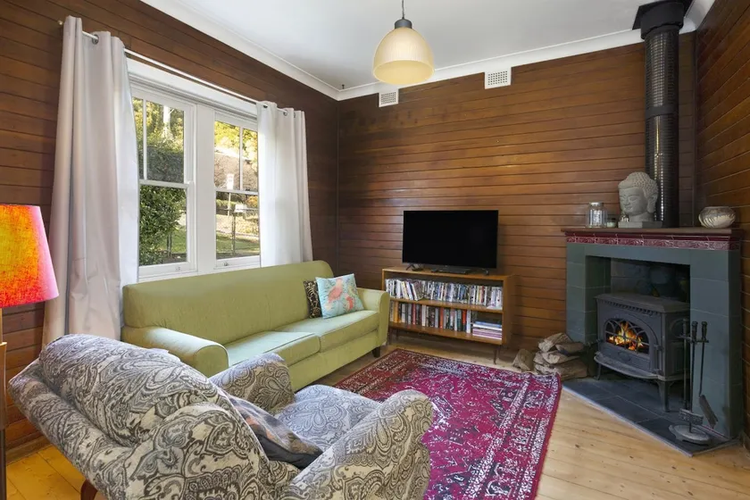 Allambee Cottage - close to town, pet friendly - Image 1