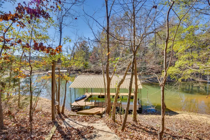 Waterfront Lake Hartwell Home w/ Dock & Fire Pit - Image 1