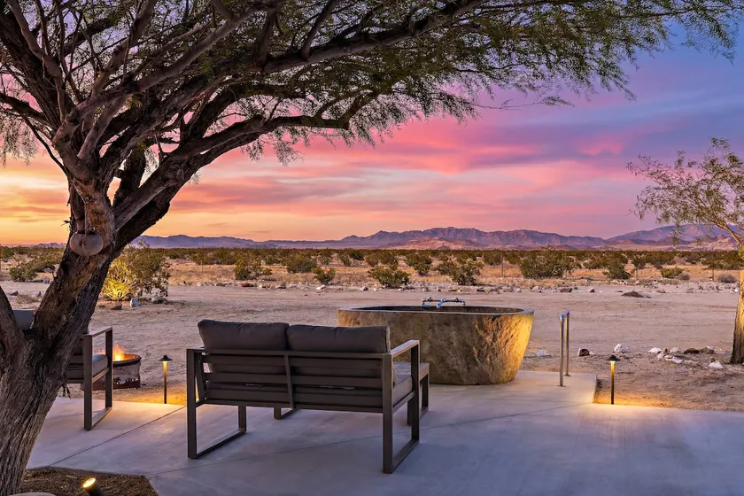 Rose Temple Outdoor Hot Bath Tub Romantic Peaceful - Image 1