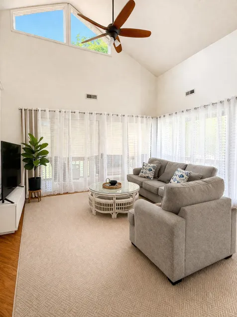 Elegant 3-Bedroom Condo in Lewes with Pond Views - Image 1