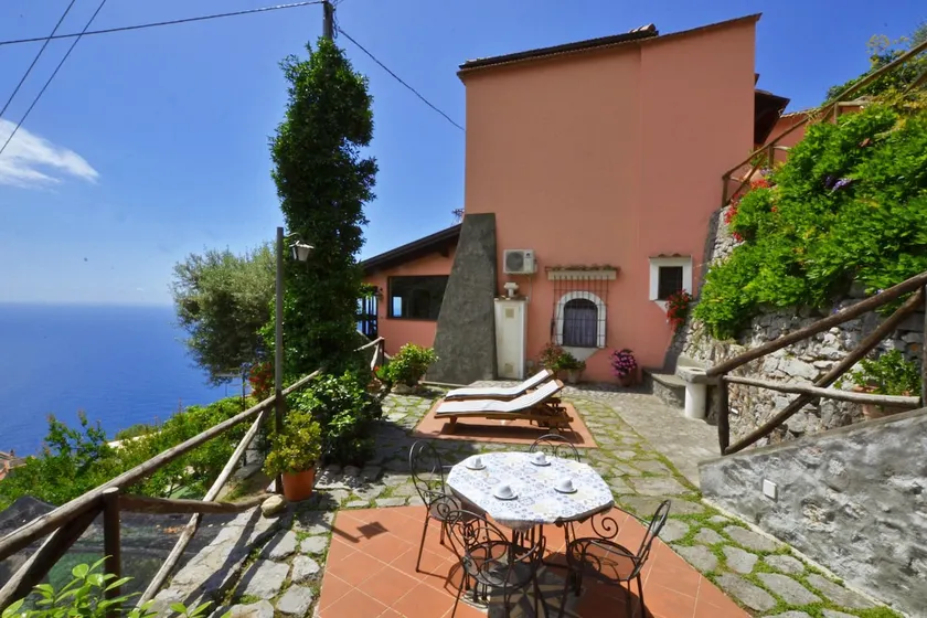 Casa Lella - Happy Rentals - Image 1