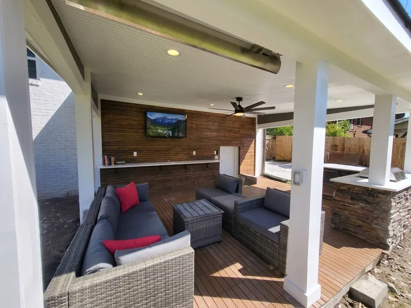 Outdoor Kitchen+Free Arcade+5 Miles to Downtown - Image 1