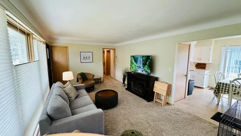 The RF Rambler | Quaint and Cozy - Image 1