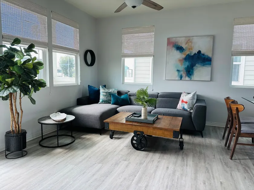 Cozy & Comfortable home near the beach & Coronado - Image 1