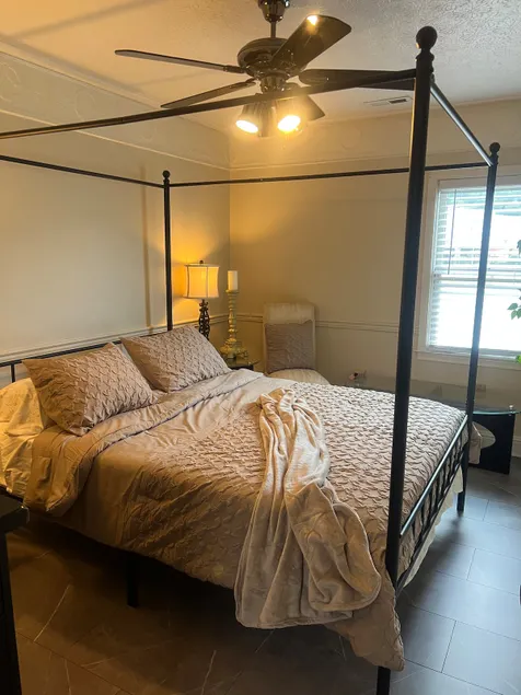 Historic 2BR • Downtown • Near Hospital - Image 1