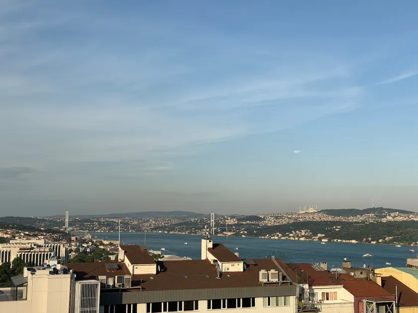 Romantic Penthouse & Terrace, Lift, AC Taksim - Image 1