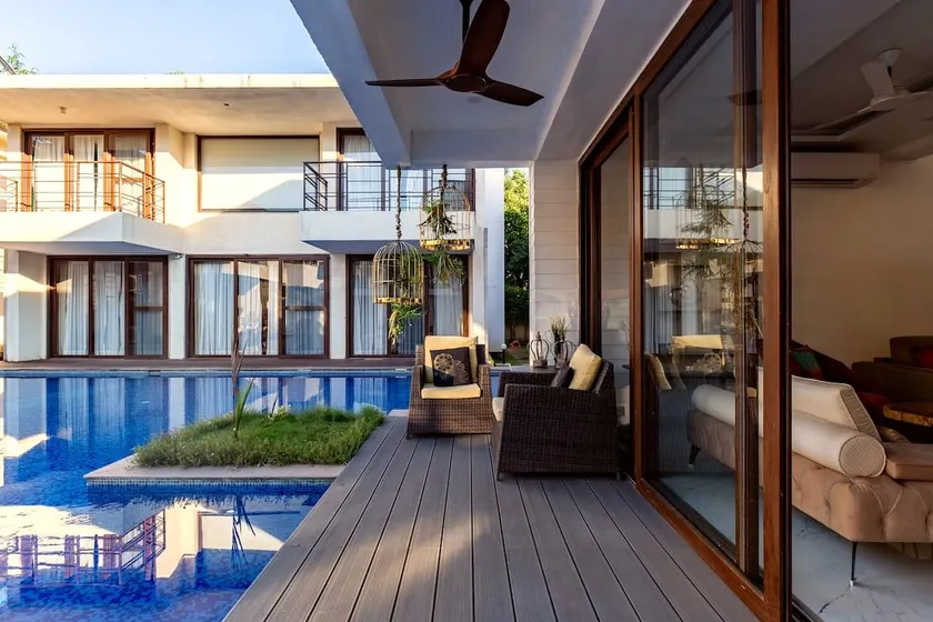 AquaSol Luxury Villa w/Olympic Pool, Assagao - Image 1
