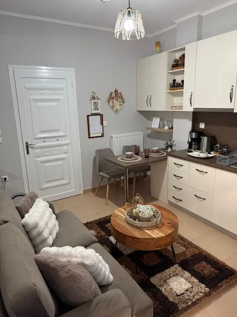 Studio house - Image 1