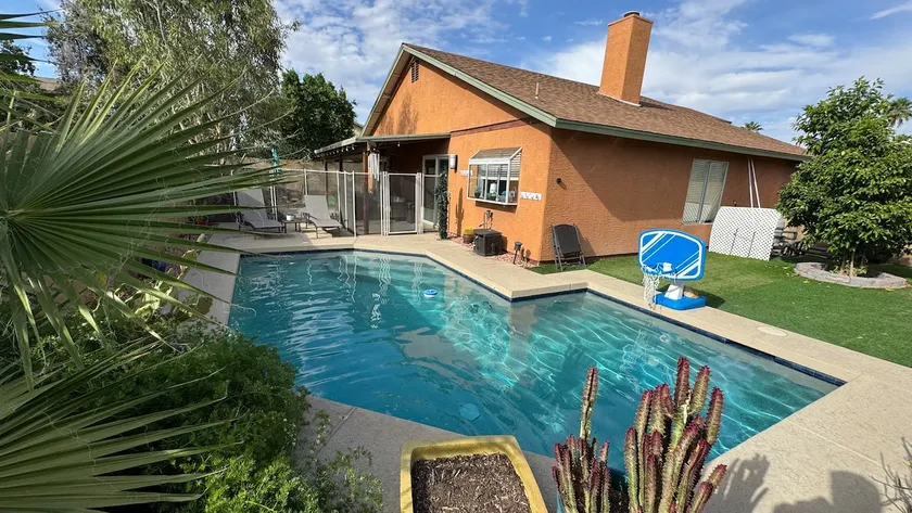 Cheerful Family Friendly Home-Heated Pool+Game RM - Image 1