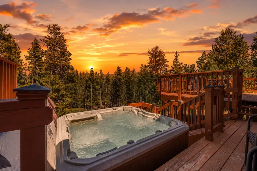 Eco Cabin w/ Hot Tub + Golden Gate Canyon Views - Image 1