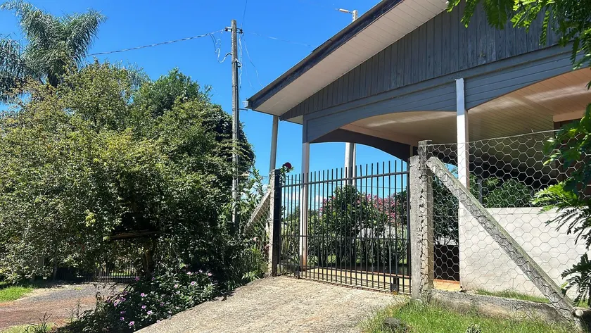 House in Alagado-Candói with pool - Image 1