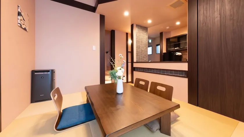 3 mins walk from Gora Station | Maximum 8 people | Loft with a private entrance | Spacious kitchen and luxury appliances | Daimonji Yaki | WEST102 - Image 1