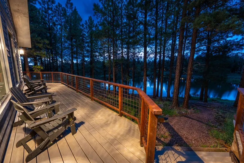 Modern Greer Lake House with Hot Tub - Image 1