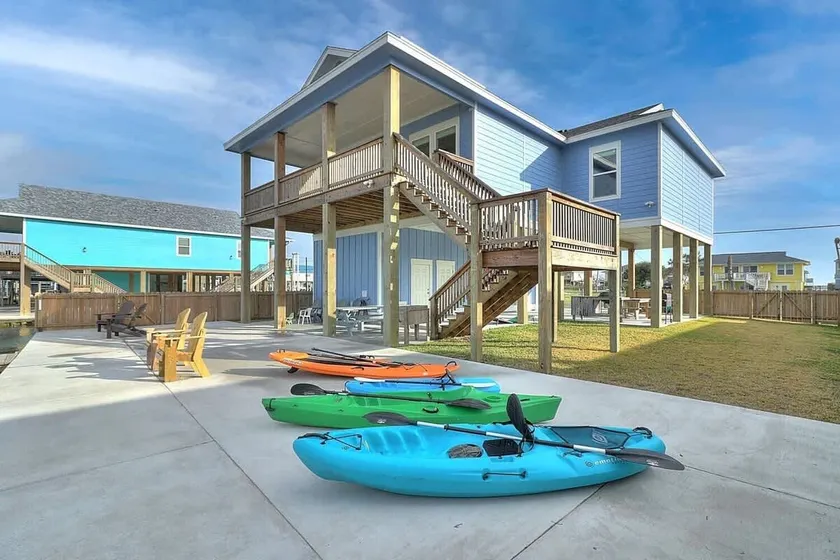 Copano Hooked - Image 1