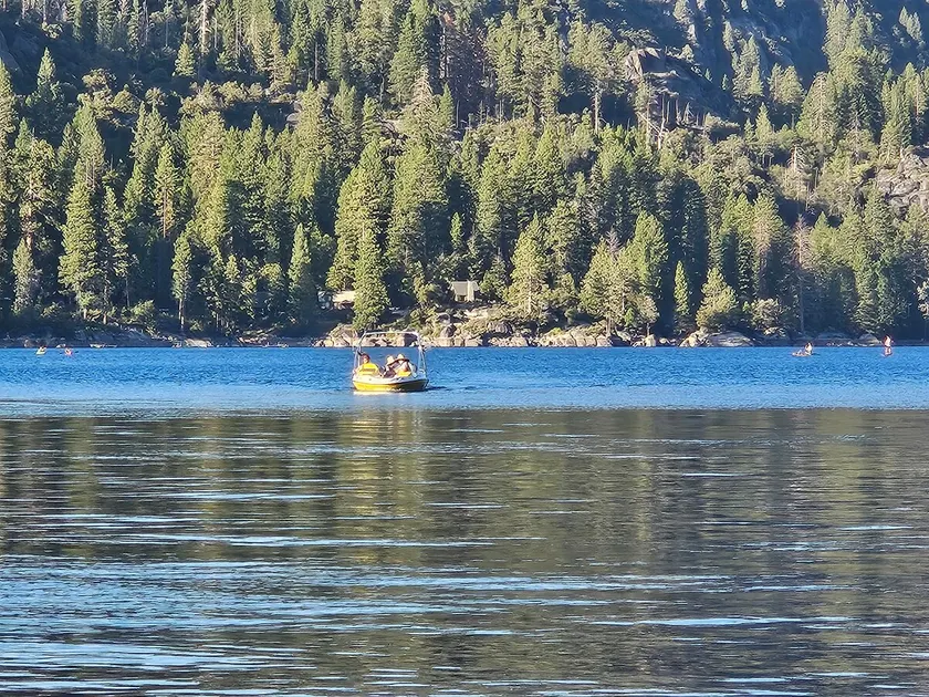 See Fall Day's Special! Pinecrest Lake 5 Min away! - Image 1