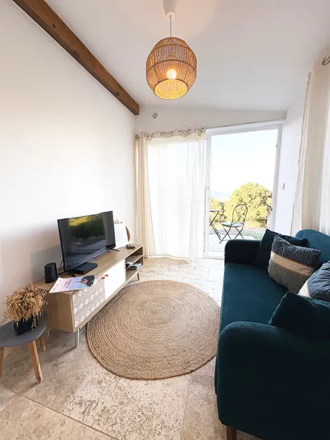Corsican tradition & modernity Apartment in Cantina - Image 1