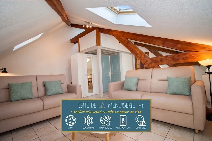 La Menuiserie • Quiet loft in the heart of Gap • M11 - Image 1