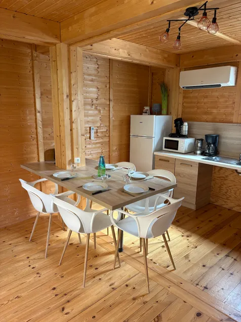 Chêne chalet in the heart of nature, close to Puy du Fou - Image 1