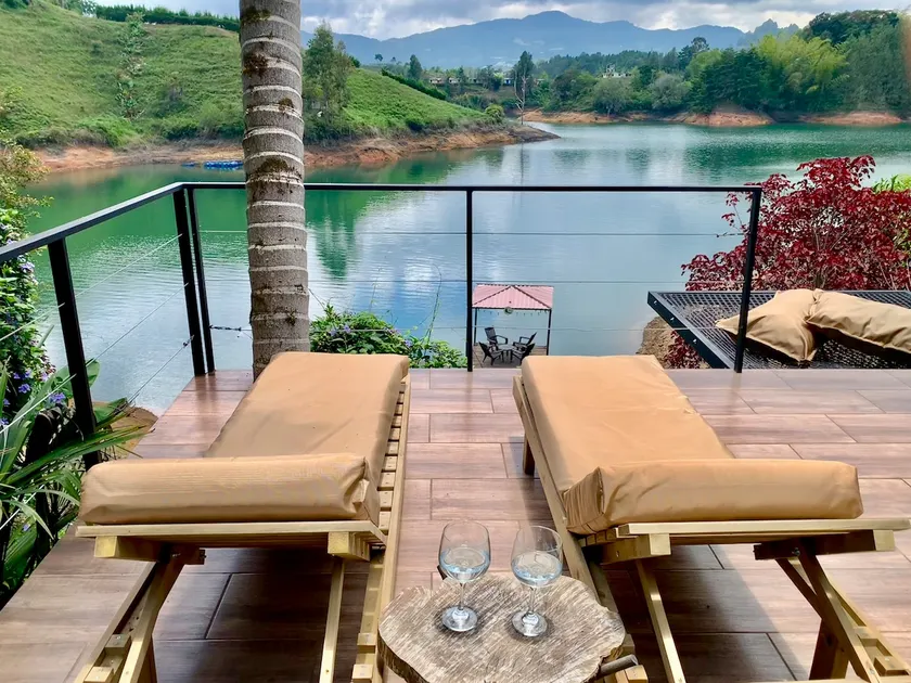 Lakefront Property – Full Rental, 2 Cabins - Image 1