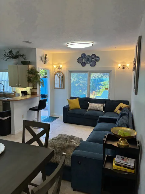 Beachside Townhome on the barrier island - Image 1