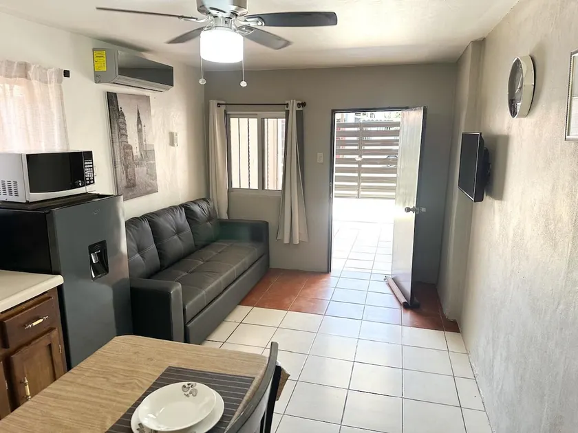 Apartment. Independent with private parking. - Image 1