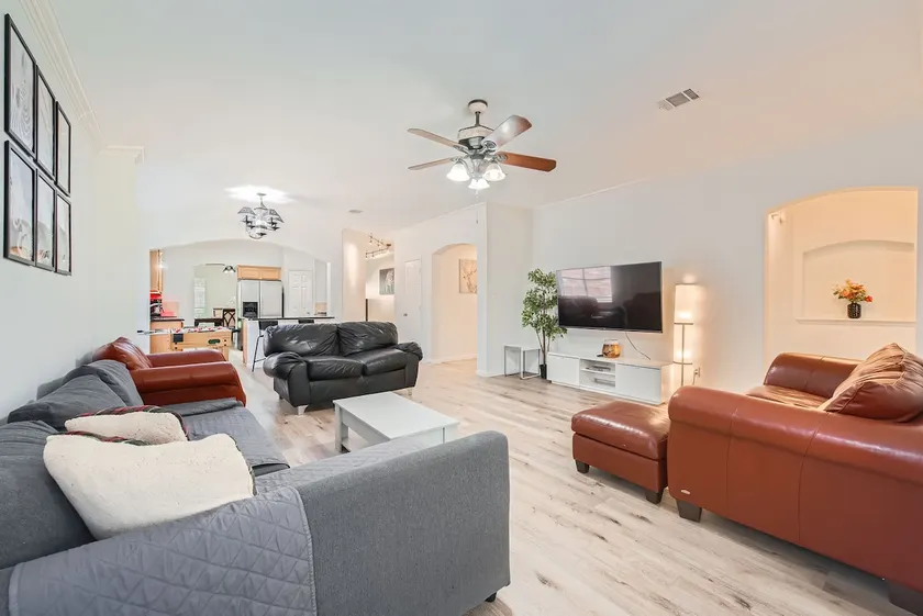 2K sqft Hidden Gem - Relax, Game, Rejuvenate - Image 1
