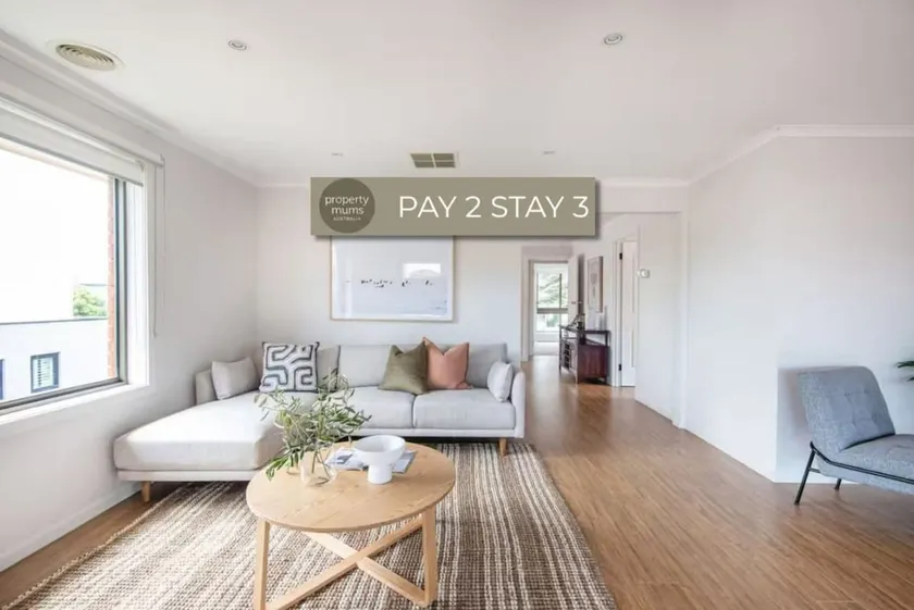 Pet Friendly - Brooklyn Beach Abode Walk to the beach - Image 1