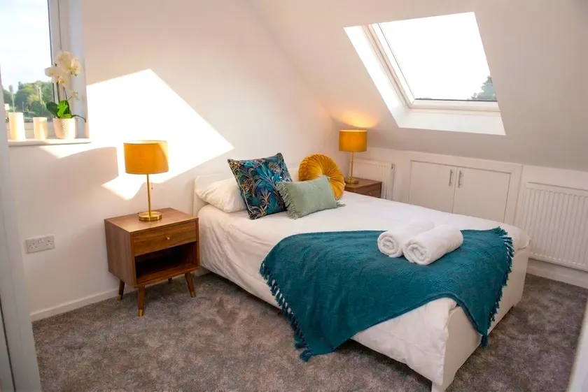 Panorama House, Modern 3-bedroom Apartment, Oxford - Image 1