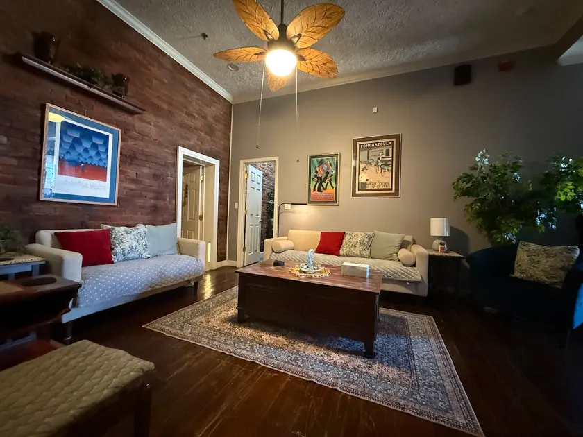 Lovely 2 br in New Orleans Festivals decor - Image 1