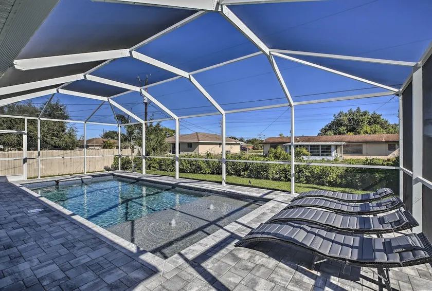 3 Mi to Beach: Cape Coral Home w/ Heated Pool - Image 1