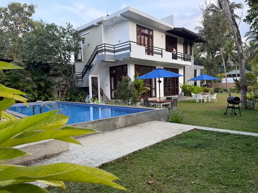 Yehen's Villa Ground floor - Image 1