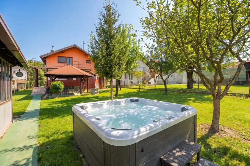 House Pepica with Jacuzzi in Zagorje - Happy Rentals - Image 1