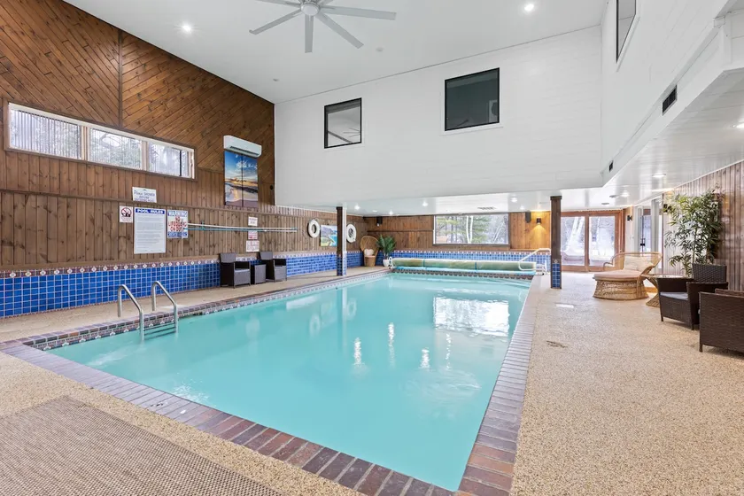 6000 Sq Feet w/Year Around Indoor Pool-King Beds - Image 1