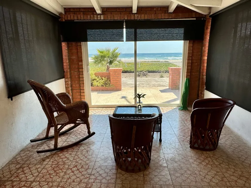Family Beach Front Home - Image 1